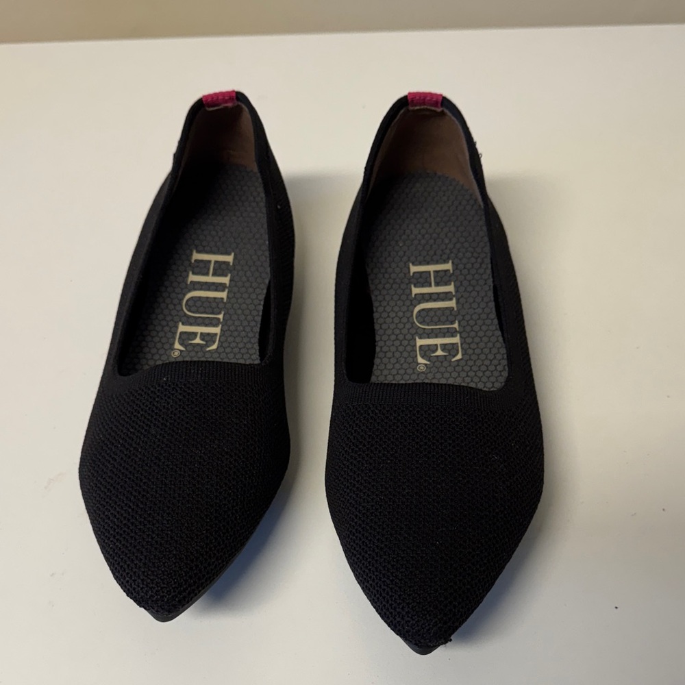 HUE Black Knit Pointed Toe Flats with Pink Heel Tab